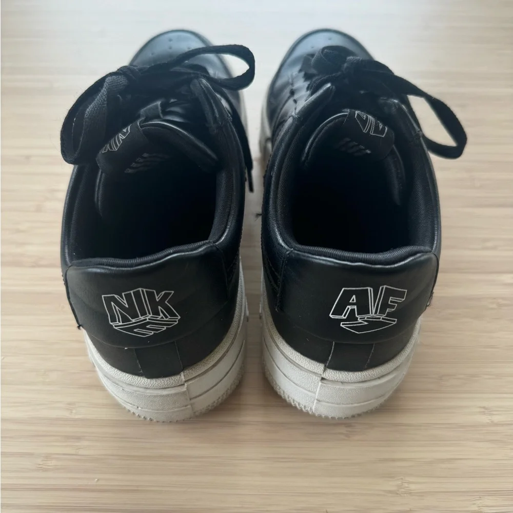 Womens Nike Air Force black leather sneakers size 8 - Picture 3 of 4